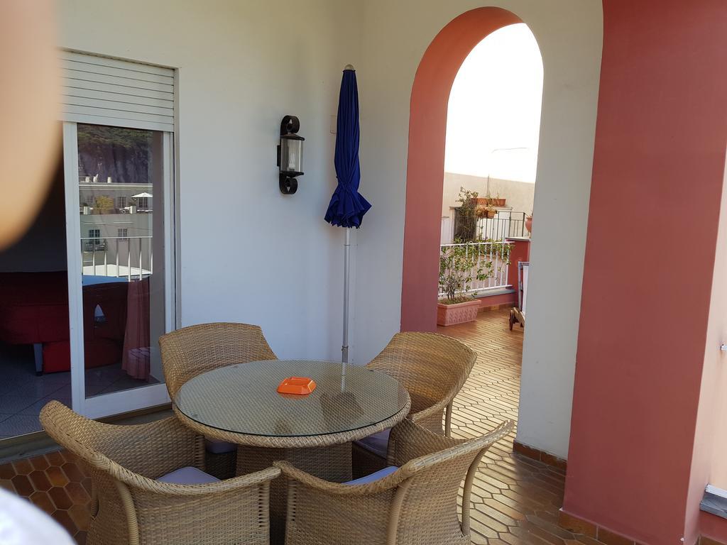 Palatium Mari Hotel Capri Exterior photo